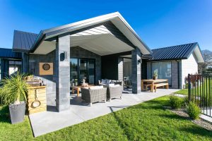 Large Deck Design and Patio Grays Point, NSW